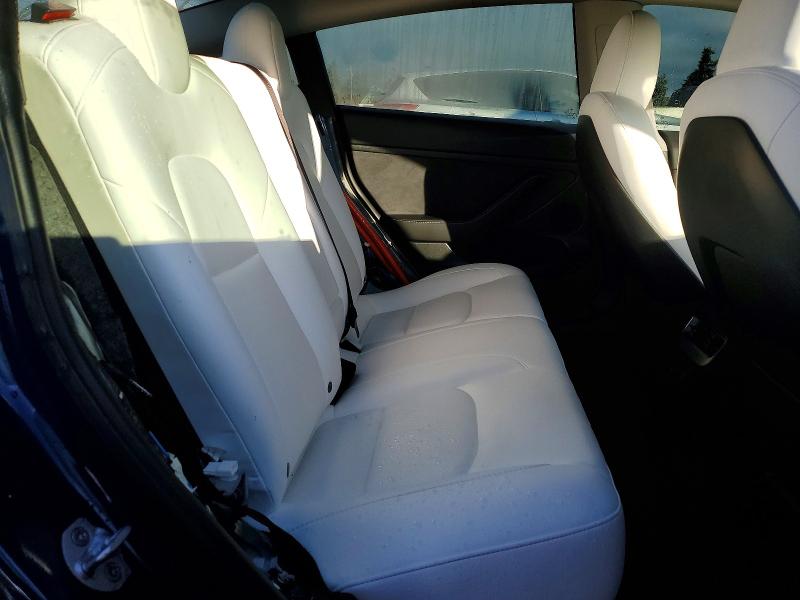 Фото 10 - TESLA MODEL 3