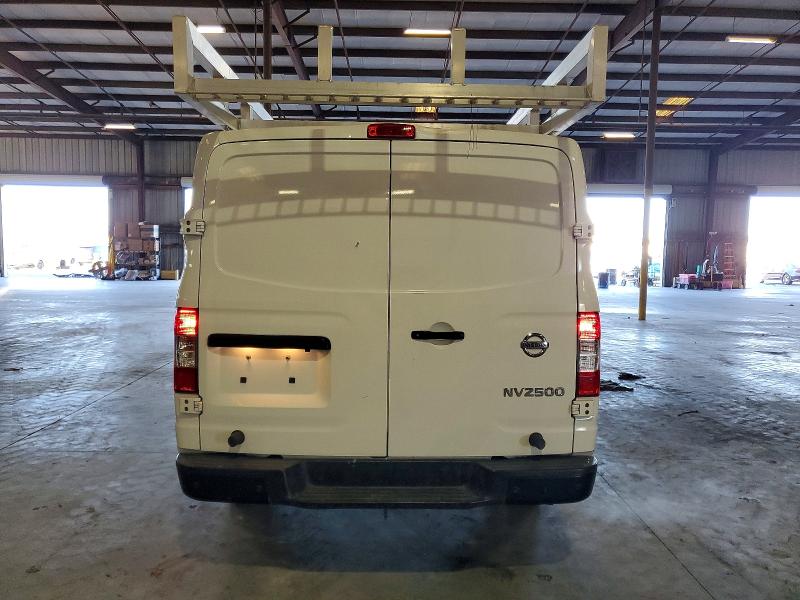 Фото 6 - NISSAN NV