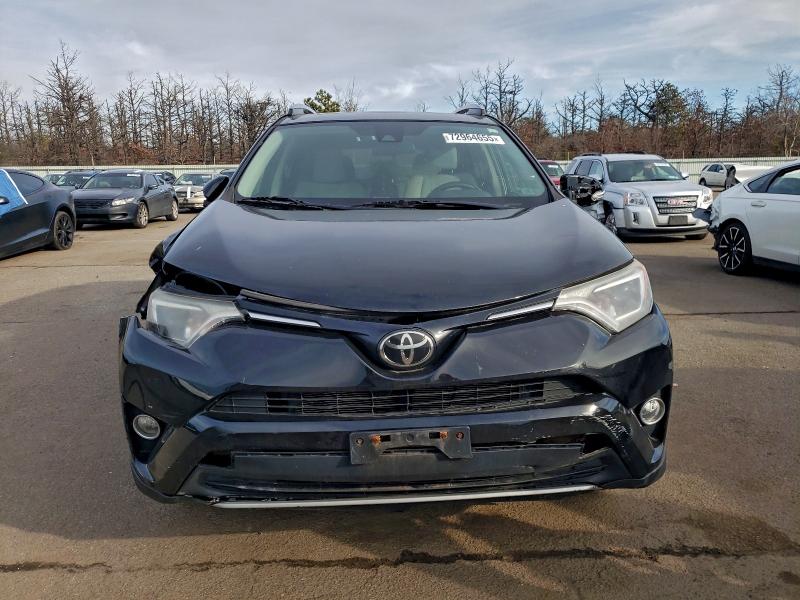 Фото 5 - TOYOTA RAV4