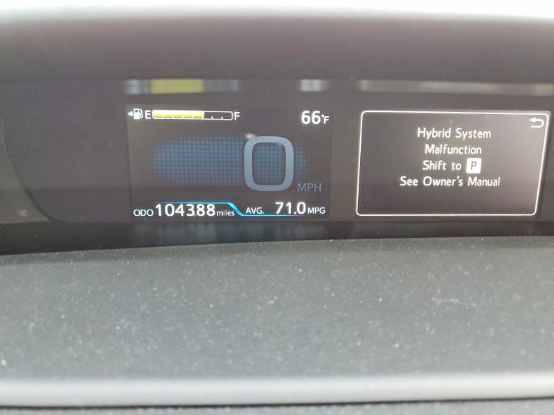 Фото 9 - TOYOTA PRIUS