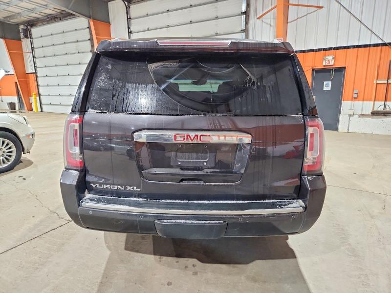 Фото 6 - GMC YUKON