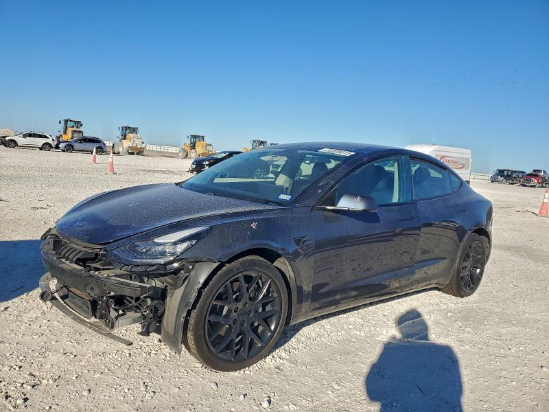 Фото 1 - TESLA MODEL 3