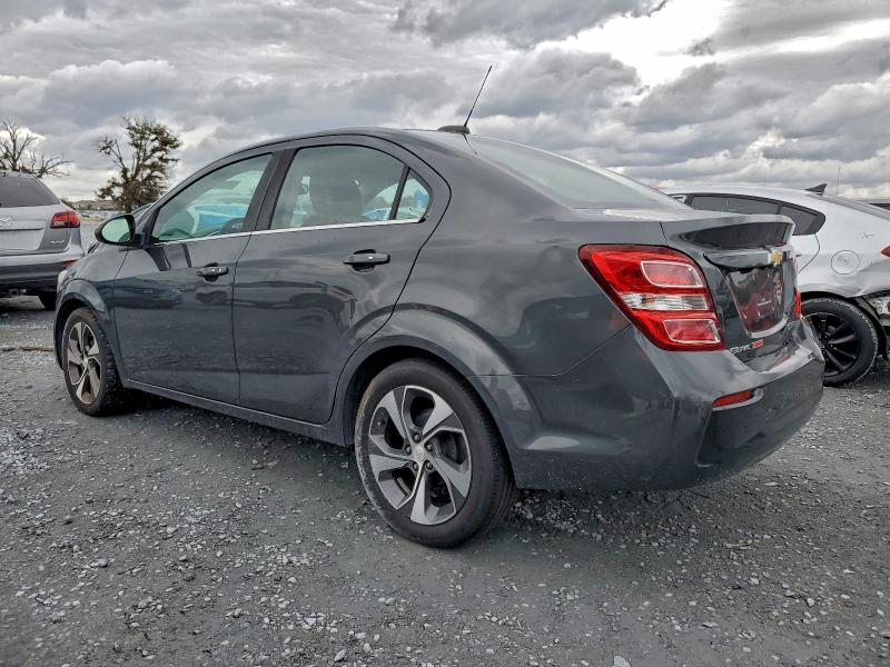 Фото 2 - CHEVROLET SONIC