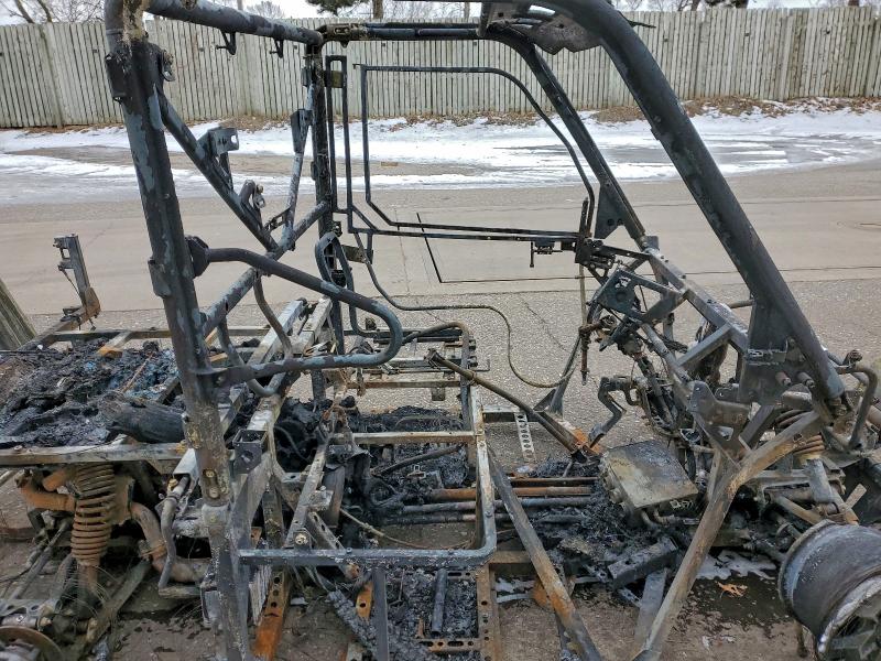 CFMOTO UFORCE 100 2024