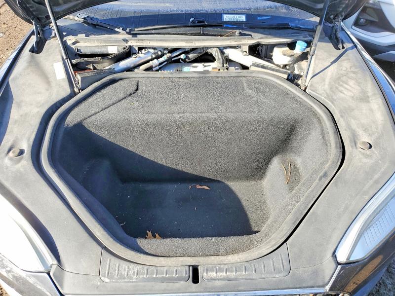 Фото 11 - TESLA MODEL S