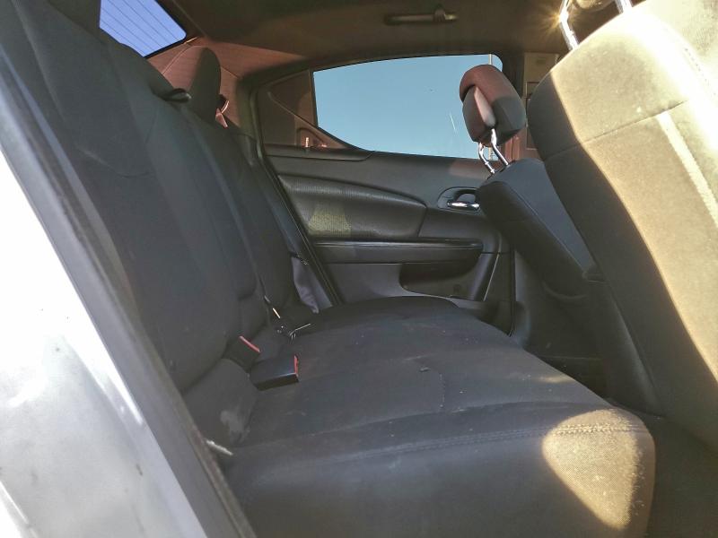 Фото 10 - NISSAN VERSA