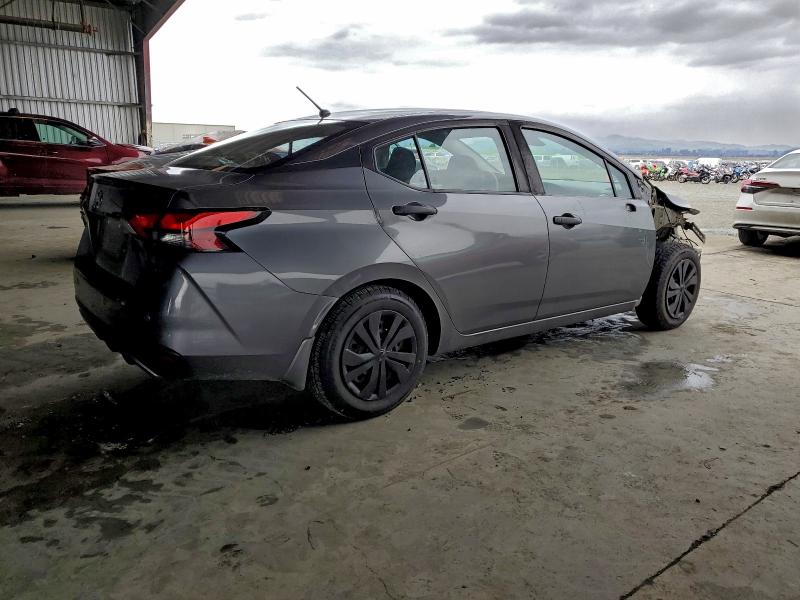 Фото 3 - NISSAN VERSA