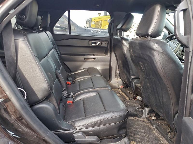 Фото 10 - FORD EXPLORER