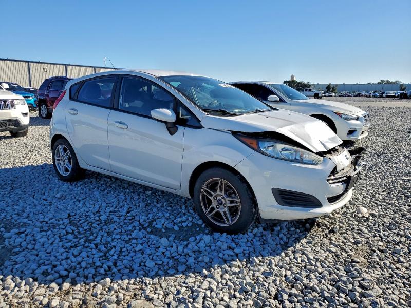 Фото 4 - FORD FIESTA