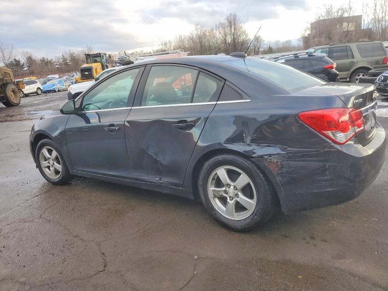 Фото 2 - CHEVROLET CRUZE