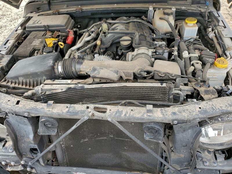 Фото 11 - JEEP GLADIATOR