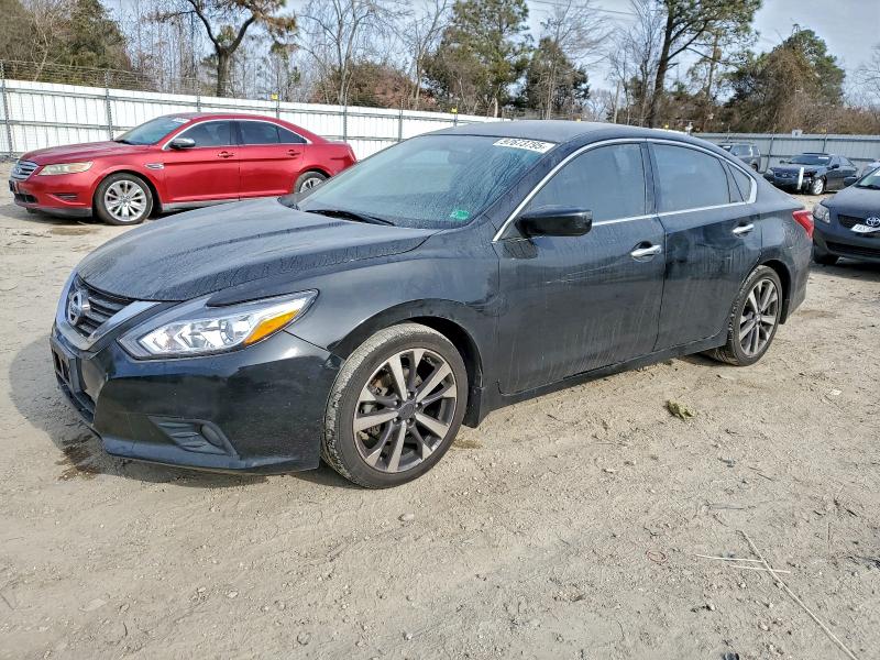 Фото 1 - NISSAN ALTIMA