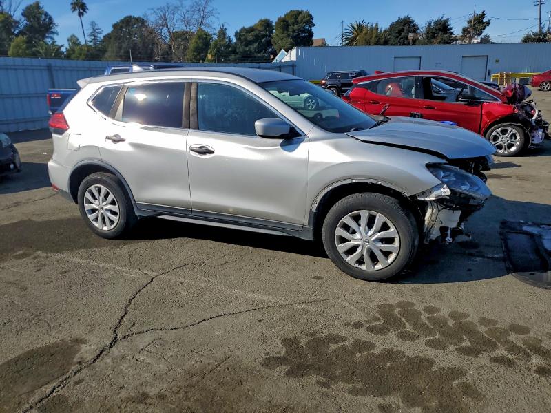 Фото 4 - NISSAN ROGUE