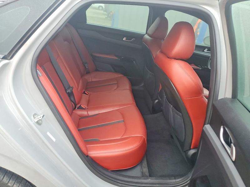 Фото 10 - KIA K5