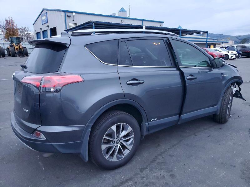 Фото 3 - TOYOTA RAV4