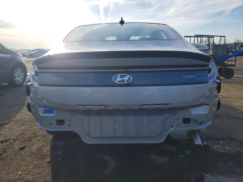 Фото 6 - HYUNDAI SONATA