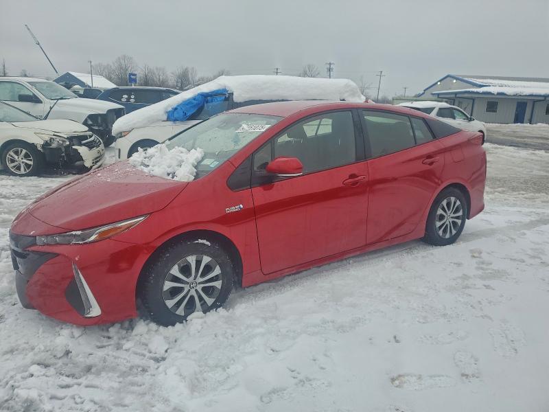 Фото 1 - TOYOTA PRIUS