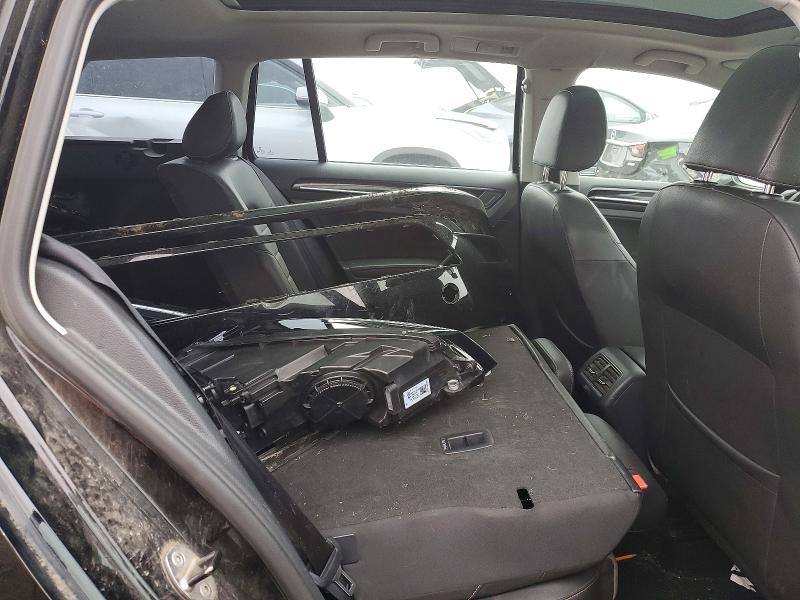 Фото 10 - VOLKSWAGEN GOLF