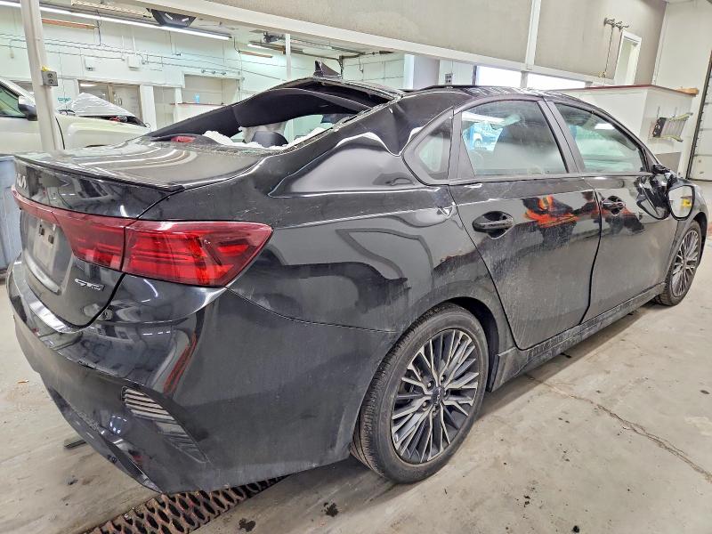 Фото 3 - KIA FORTE