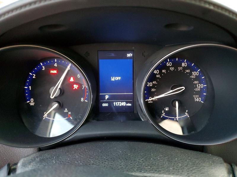 Фото 9 - TOYOTA C-HR