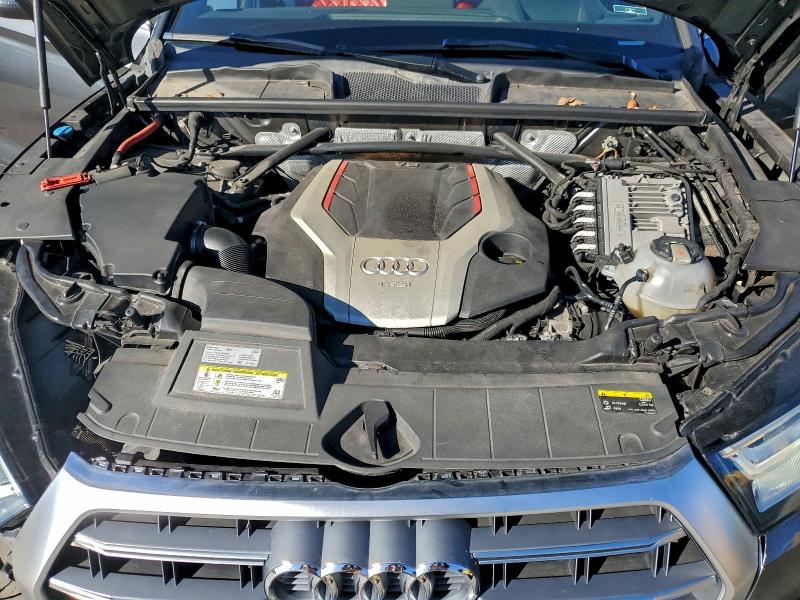 Фото 12 - AUDI SQ5