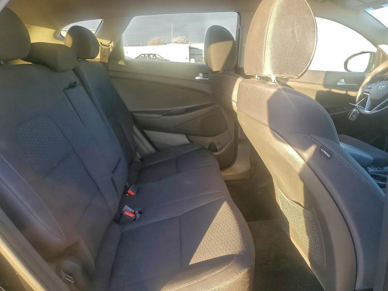 Фото 10 - HYUNDAI TUCSON