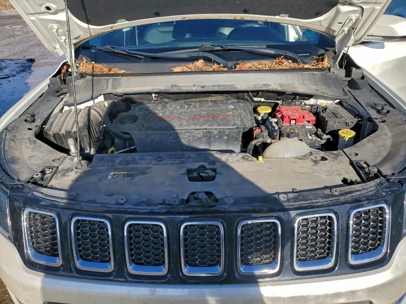 Фото 11 - JEEP COMPASS