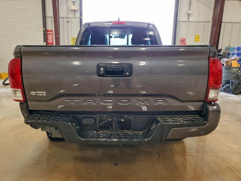 Фото 6 - TOYOTA TACOMA