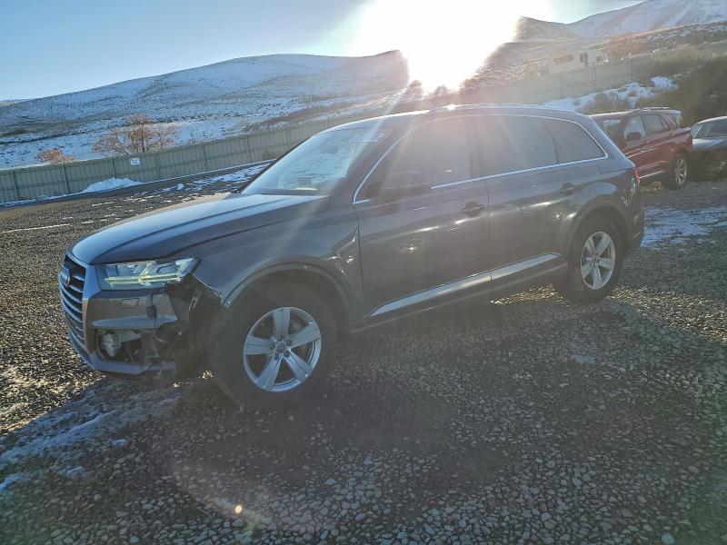 Фото 1 - AUDI Q7