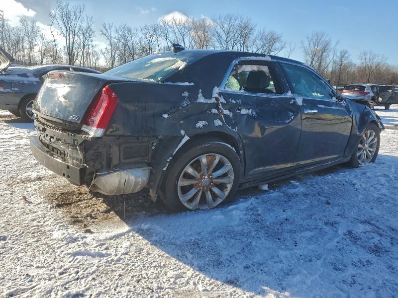 Фото 3 - CHRYSLER 300