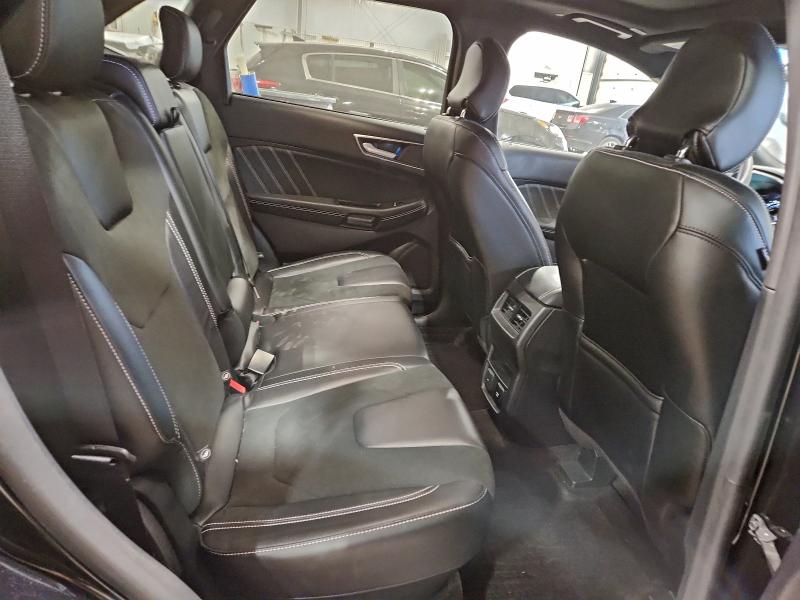 Фото 11 - FORD EDGE