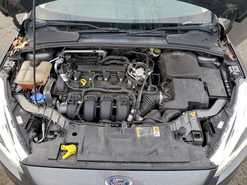 Фото 12 - FORD FOCUS