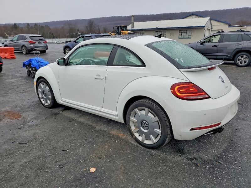 Фото 2 - VOLKSWAGEN BEETLE