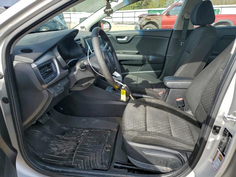 Фото 7 - KIA RIO