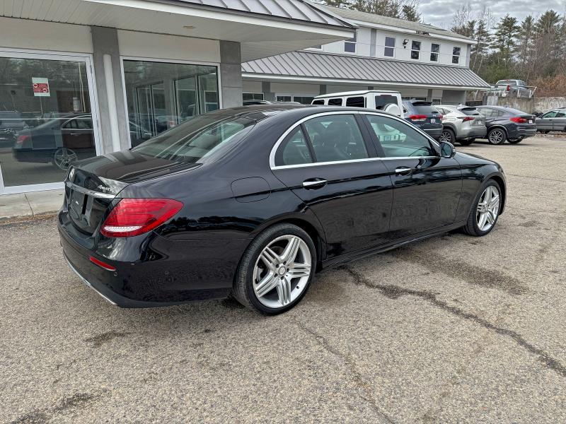 Фото 4 - MERCEDES-BENZ E-CLASS