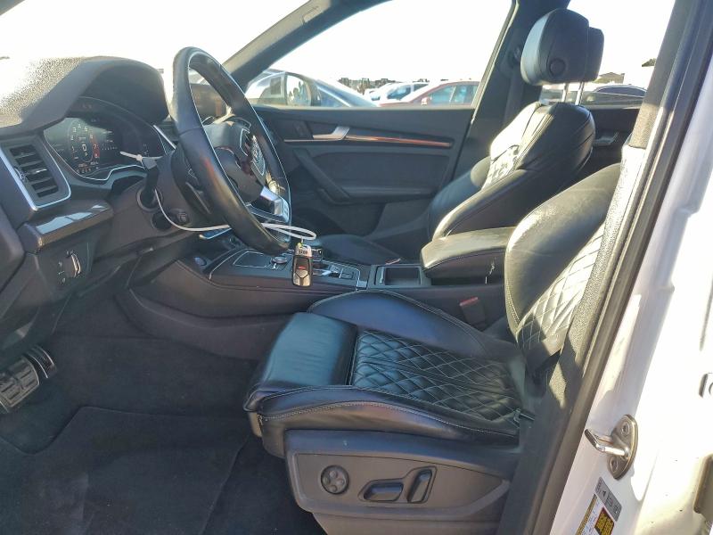 Фото 7 - AUDI SQ5