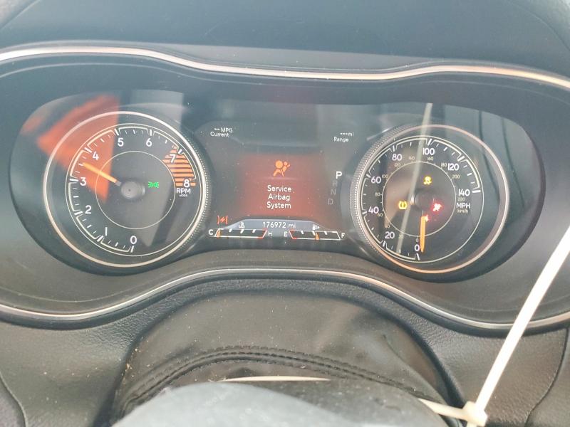 Фото 9 - JEEP CHEROKEE