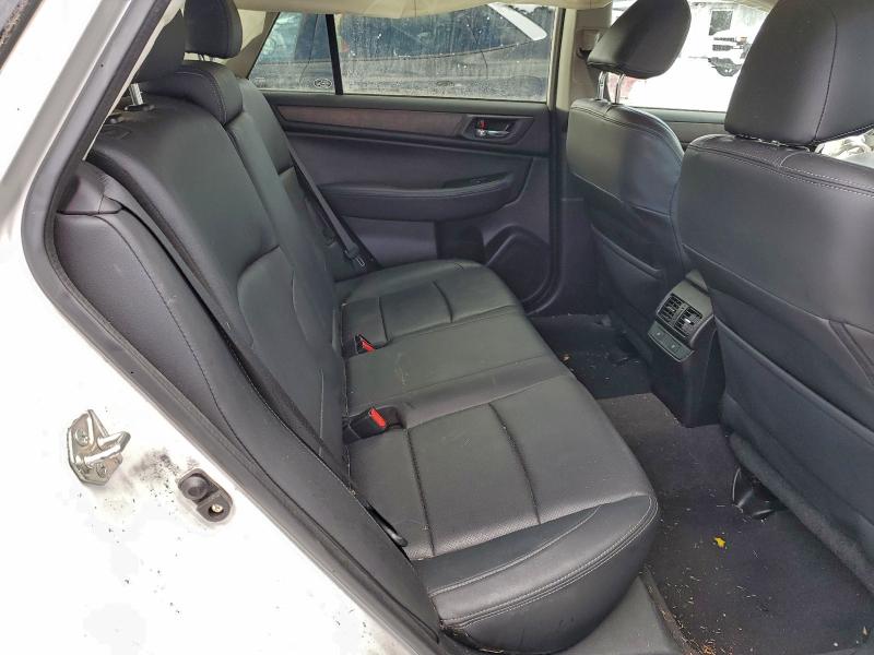Фото 11 - SUBARU OUTBACK