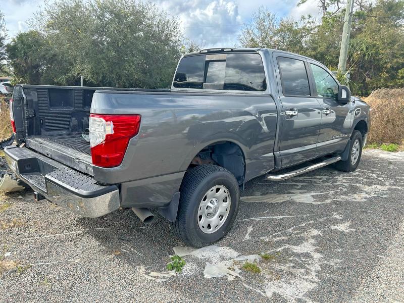 Фото 4 - NISSAN TITAN