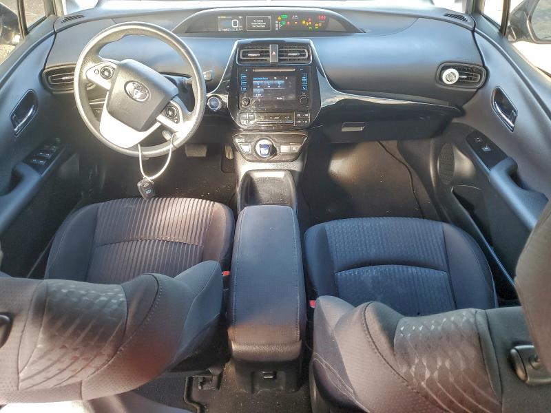 Фото 8 - TOYOTA PRIUS