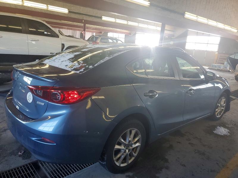 Фото 3 - MAZDA 3