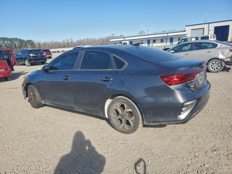 Фото 2 - KIA FORTE