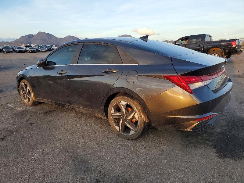 Фото 2 - HYUNDAI ELANTRA