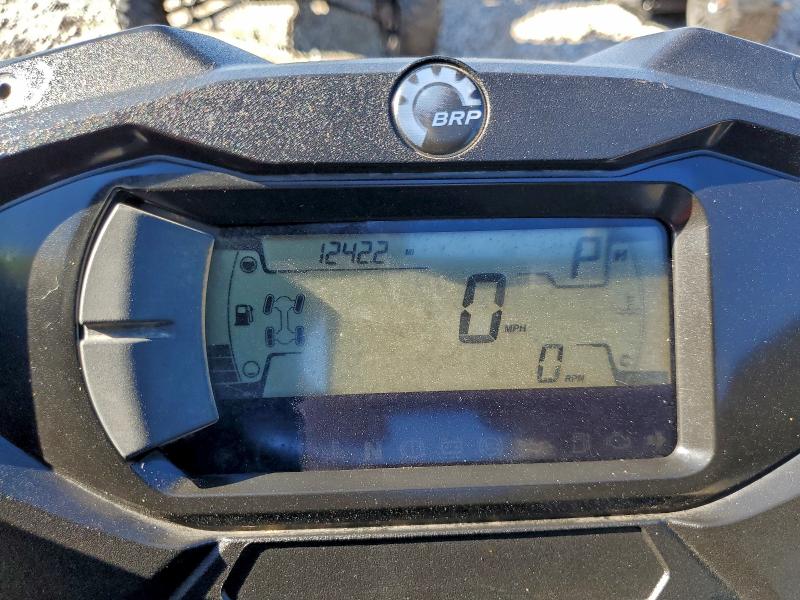 CAN-AM OUTLANDER 2021