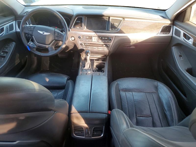 Фото 8 - HYUNDAI GENESIS