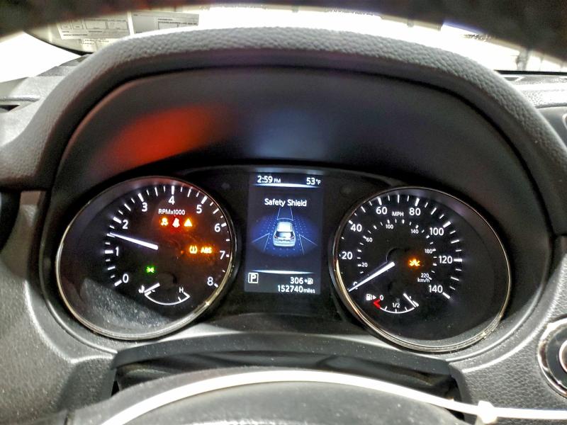 Фото 9 - NISSAN ROGUE