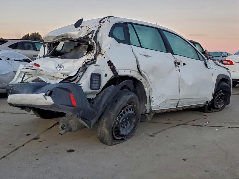 Фото 3 - TOYOTA COROLLA CR