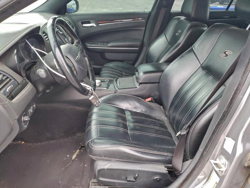 Фото 7 - CHRYSLER 300