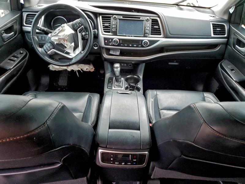 Фото 8 - TOYOTA HIGHLANDER