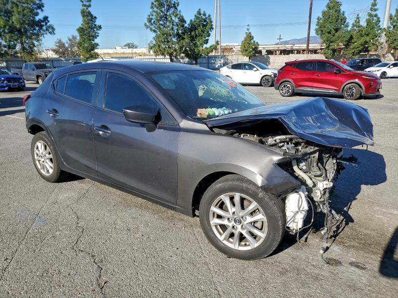 Фото 4 - MAZDA 3